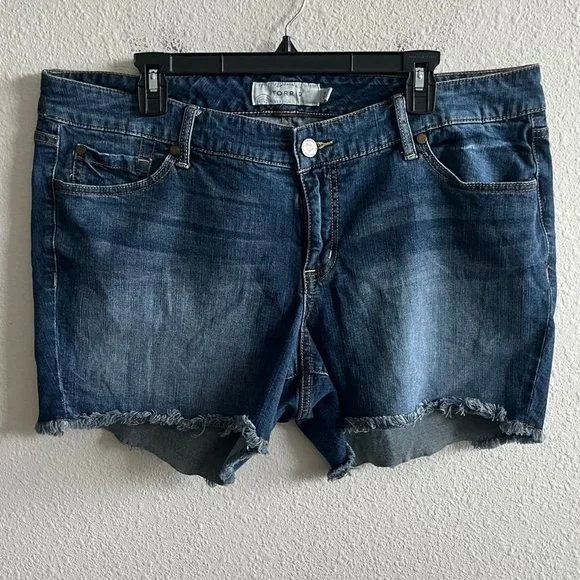 Torrid Women's Dark Wash Stretch Short Shorts Size 20 Style 10305902 - Picture 2 of 9